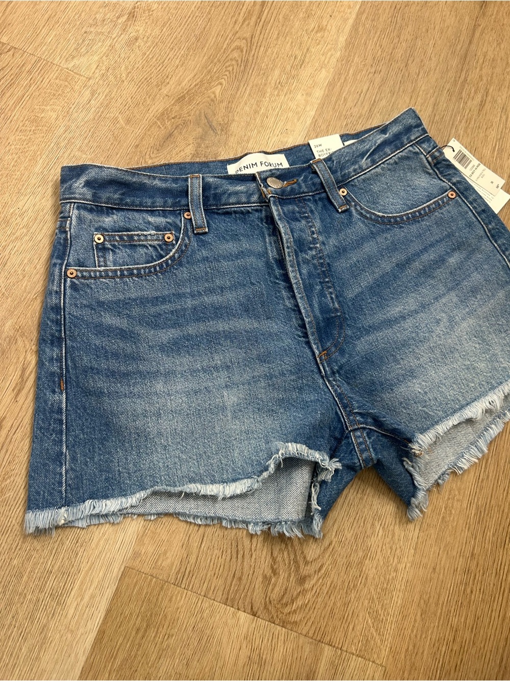 NWT Aritzia Denim Forum 100% Cotton Denim The Ex - Boyfriend High Rise Short